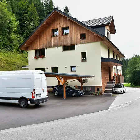 Apartment Apartmaji Nad Potokom