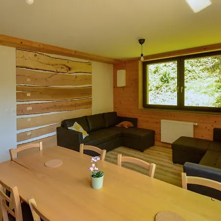 Apartmaji Nad Potokom *