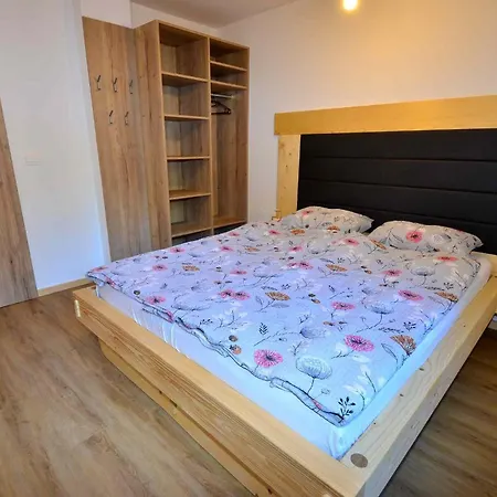 Apartmaji Nad Potokom Daire