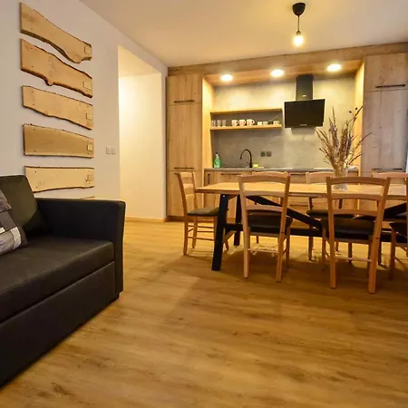 Apartmaji Nad Potokom Daire *