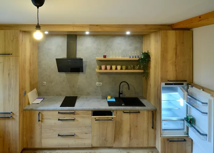 Apartmaji Nad Potokom 아파트 젤레즈니키