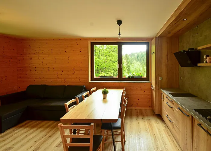 Apartmaji Nad Potokom 젤레즈니키